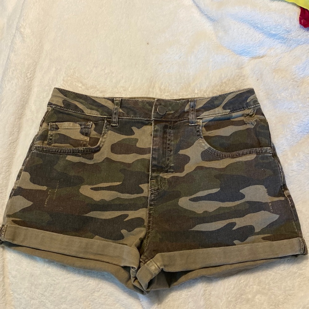 Camo ZARA shorts
